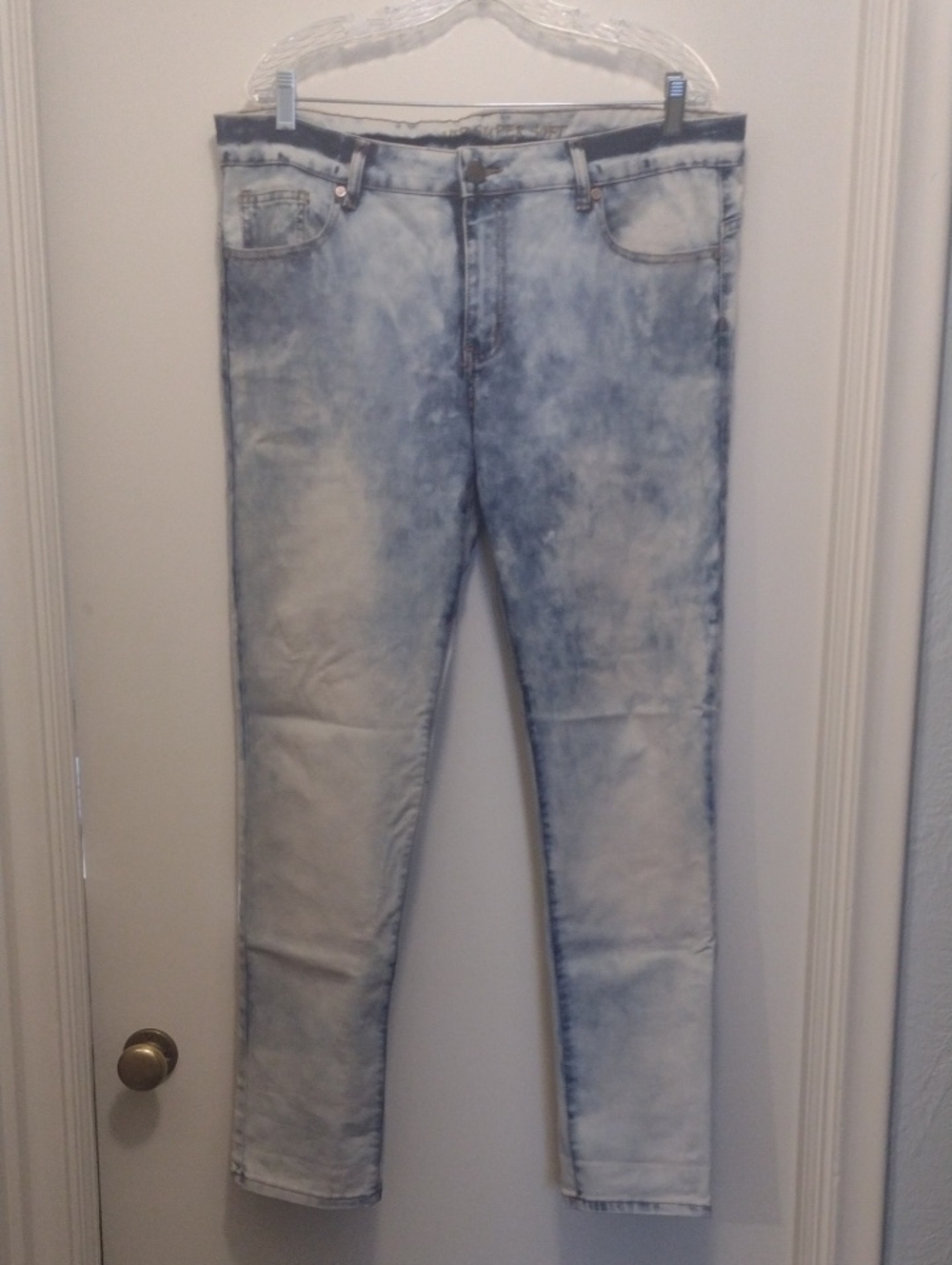 V.I.P. Jeans Women's Light Wash Blue Jeans (J834)